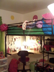 BLACK LOFT BED